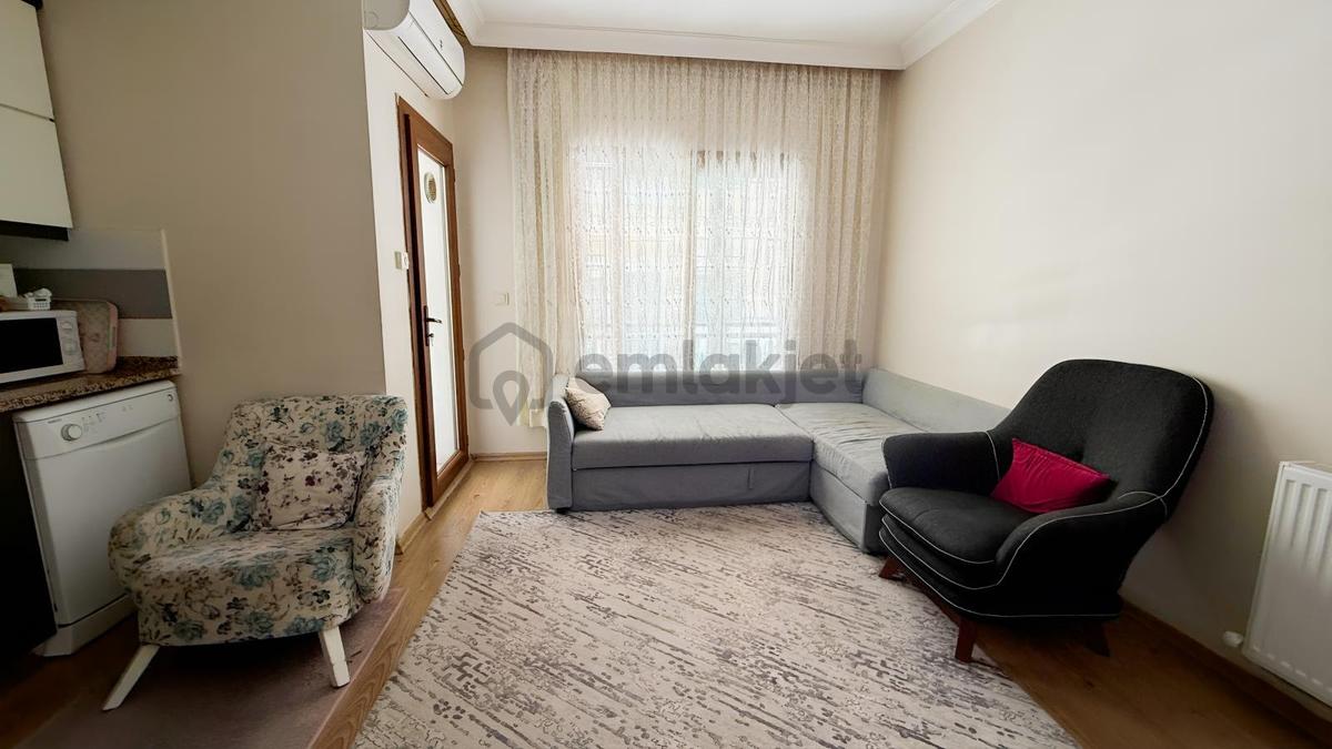 Hürriyet Mahallesinde 2+1 65 M2 Doğalgazlı Bahçeli Satılık Daire - 6
