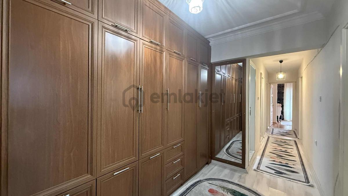 Karşıyaka Esin Sitesinde 3+1 120 M2 Doğalgazlı Satılık Daire - 4