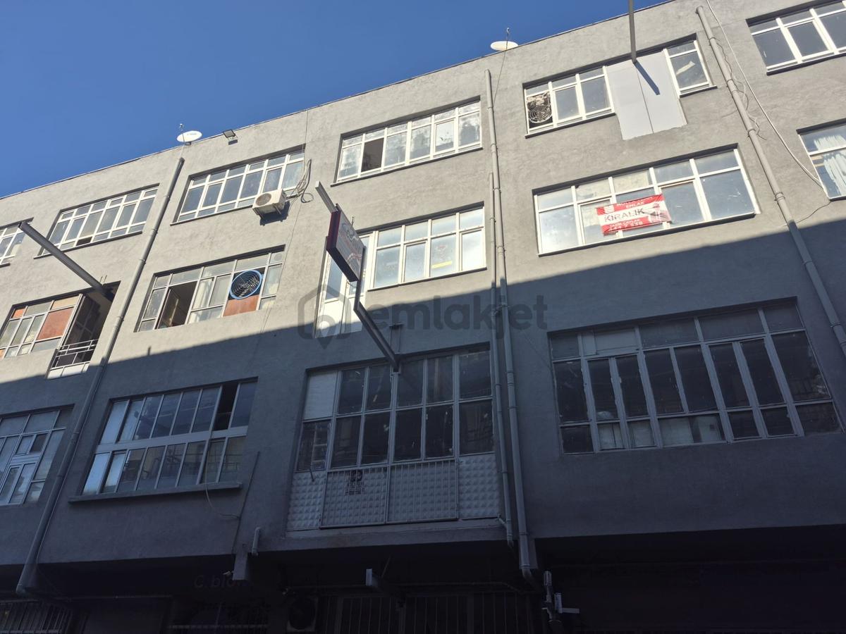 Molla Team'den Güntaş Sn.site'sinde 55 M2 Kiralık Atölye - 25