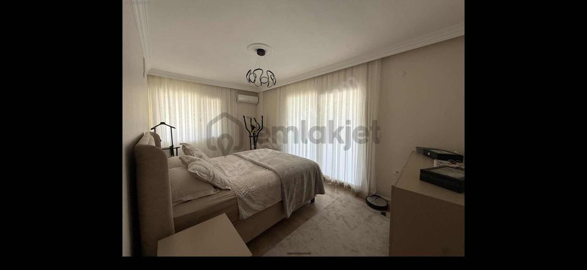 Geniş Deniz Manzaralı Havuzlu Sitede Kiralık Daire - 15