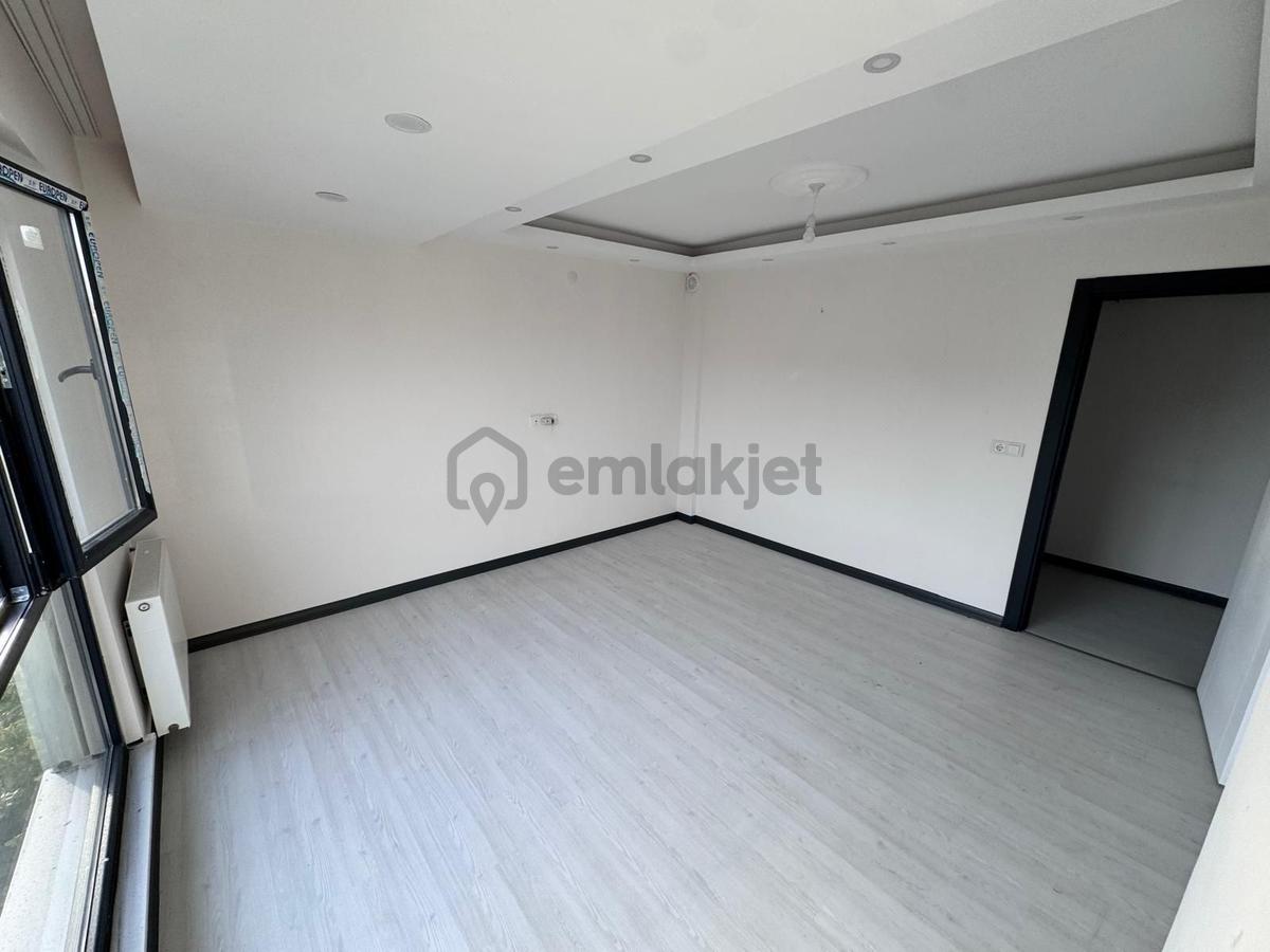 Zafer Mahallesinde Satılık 2+1 Daire - 19