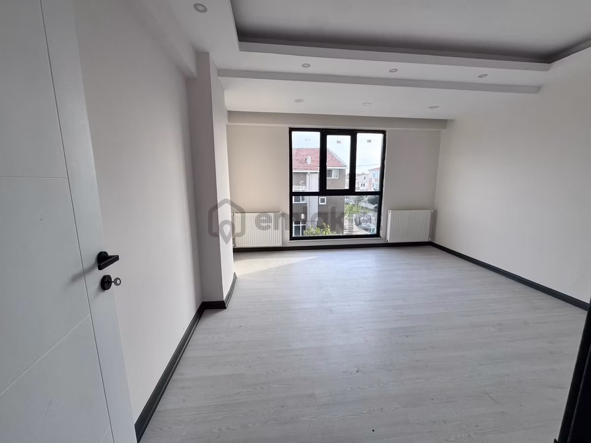 Zafer Mahallesinde Satılık 2+1 Daire - 21