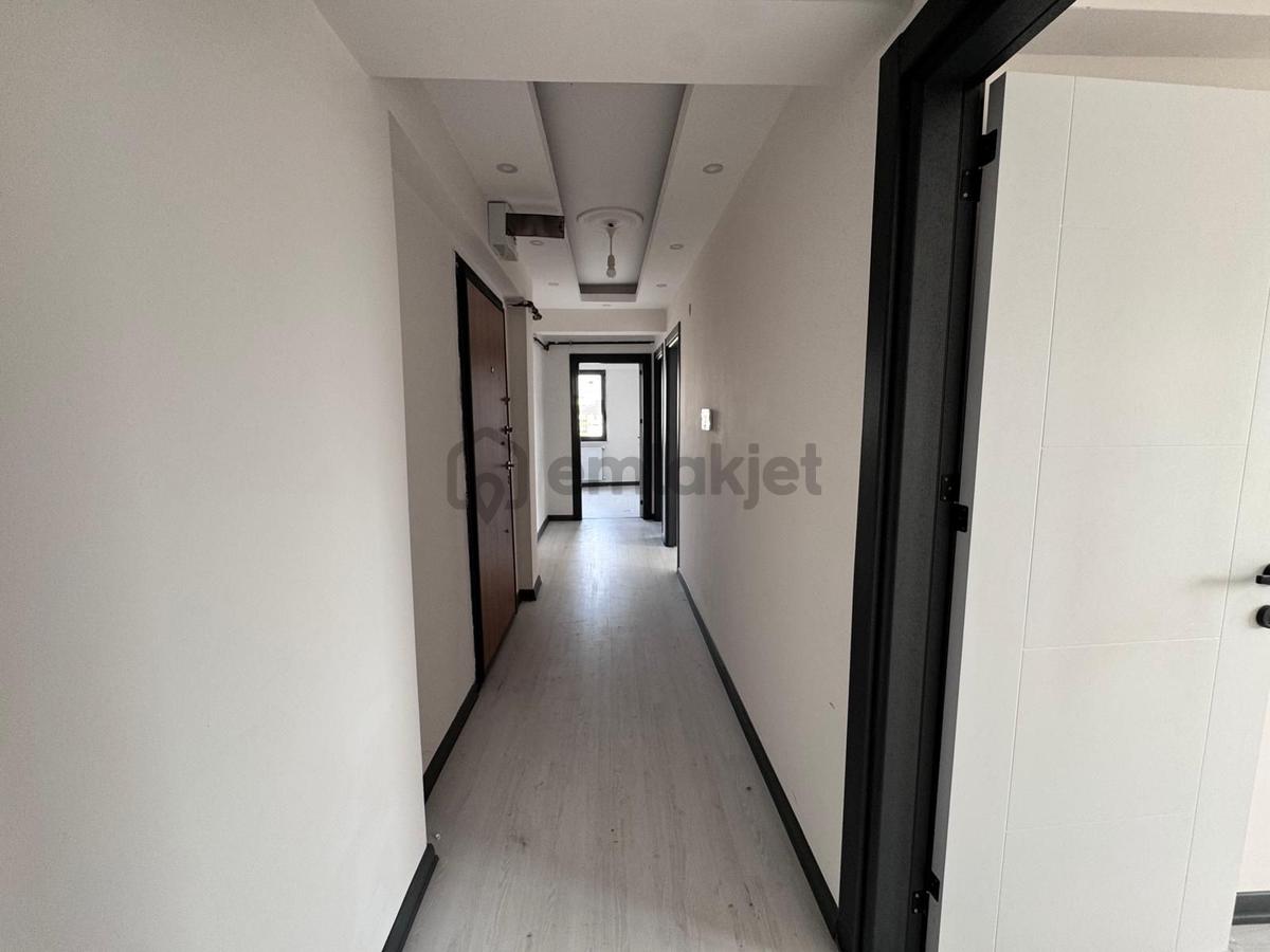 Zafer Mahallesinde Satılık 2+1 Daire - 20