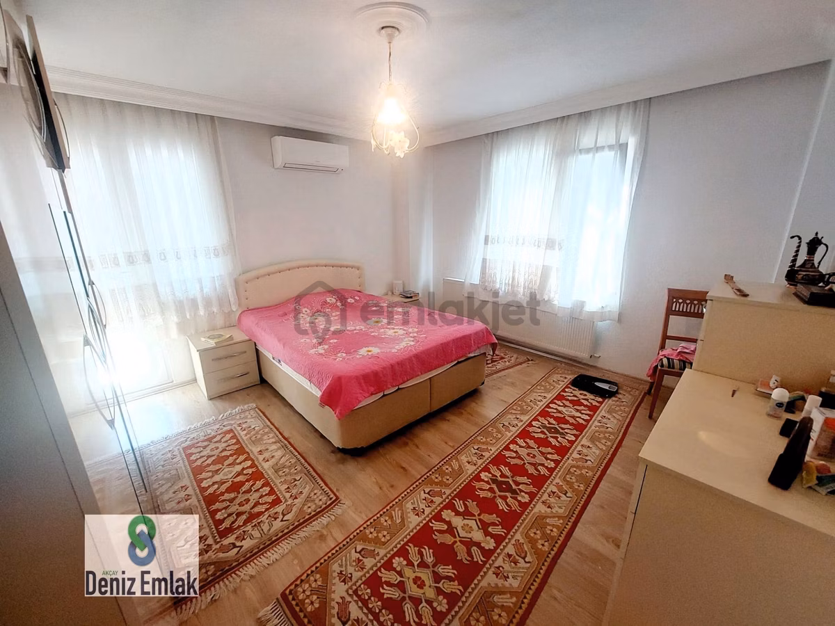 Denizden Gürede Denize 300 M Geniş Bahçeli Köşe Satılık 4+1 Villa. - 8