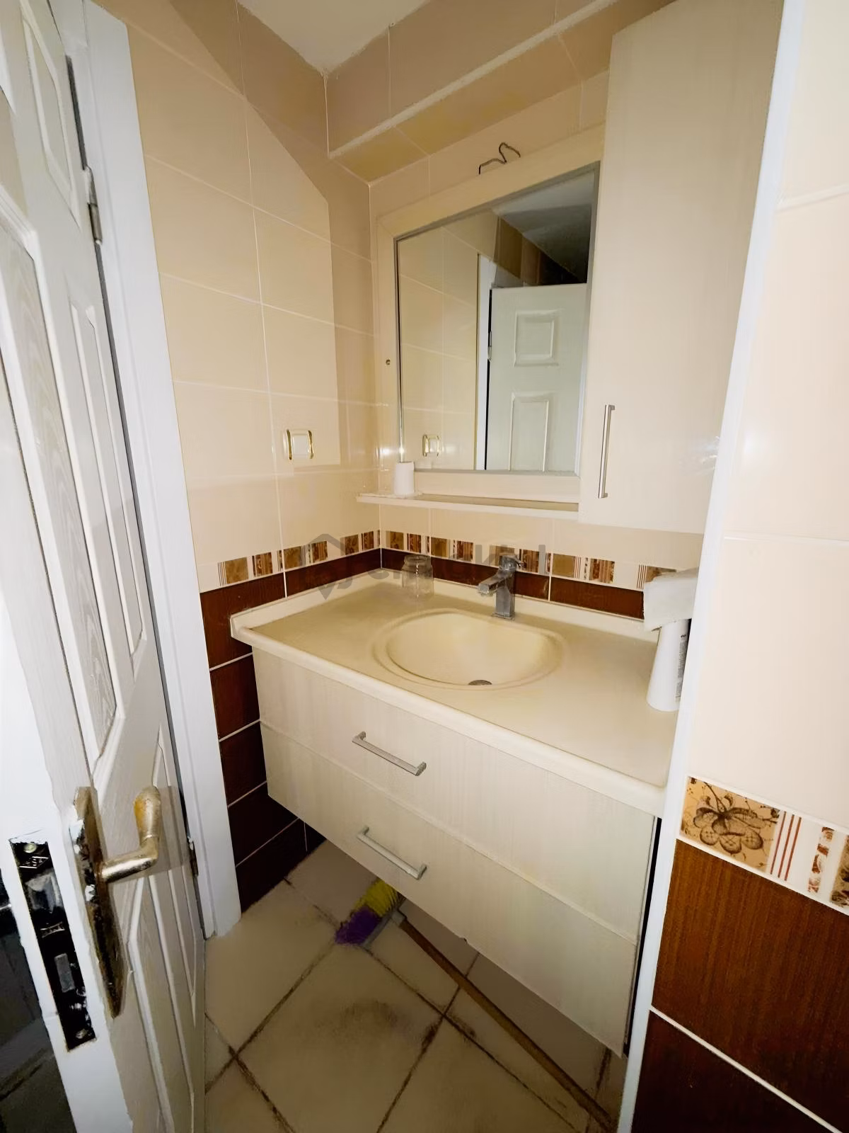 Setel Premiumdan Umurbeyde Kiralık 3+1 Arakat Asansörlü Daire - 23