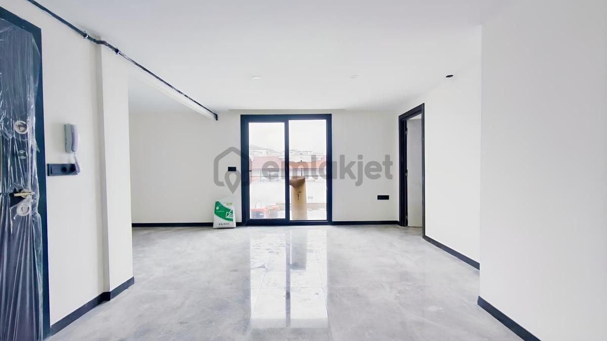 Pelitlibağda Geniş 1+1 Teraslı Kiralık Apart - 9