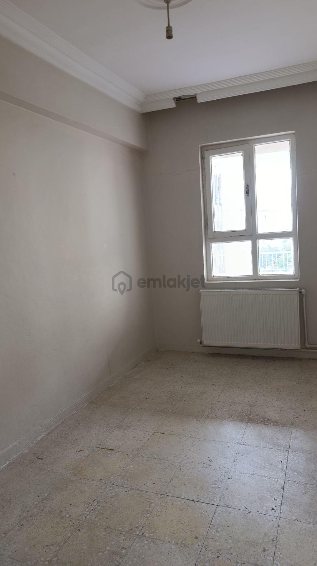 4 Oda Doğalgazlı Emniyet Caddesine Yakın - 16