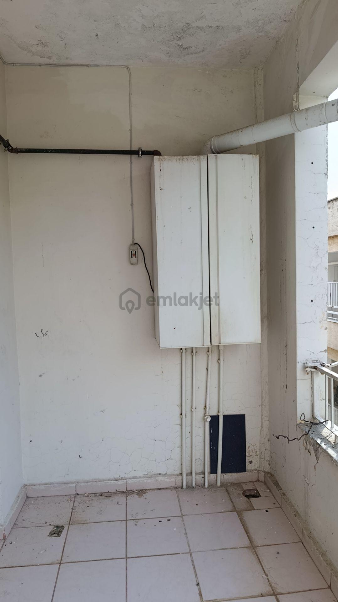 4 Oda Doğalgazlı Emniyet Caddesine Yakın - 22
