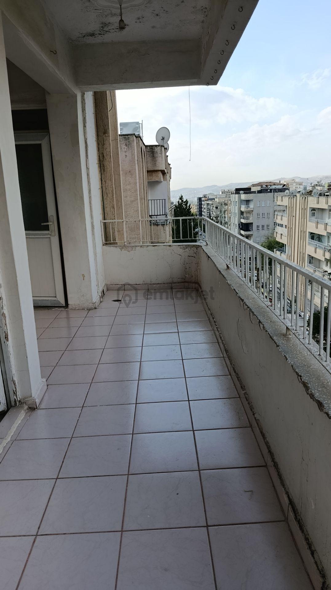 4 Oda Doğalgazlı Emniyet Caddesine Yakın - 9