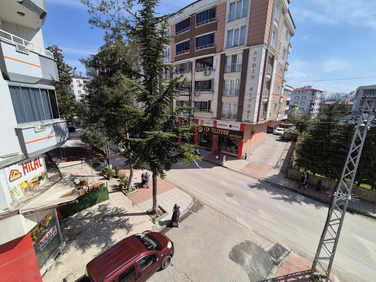 Çarşamba Sarıcalı Mah.de 1.kat 3+1 Geniş Köşe Daire - 15