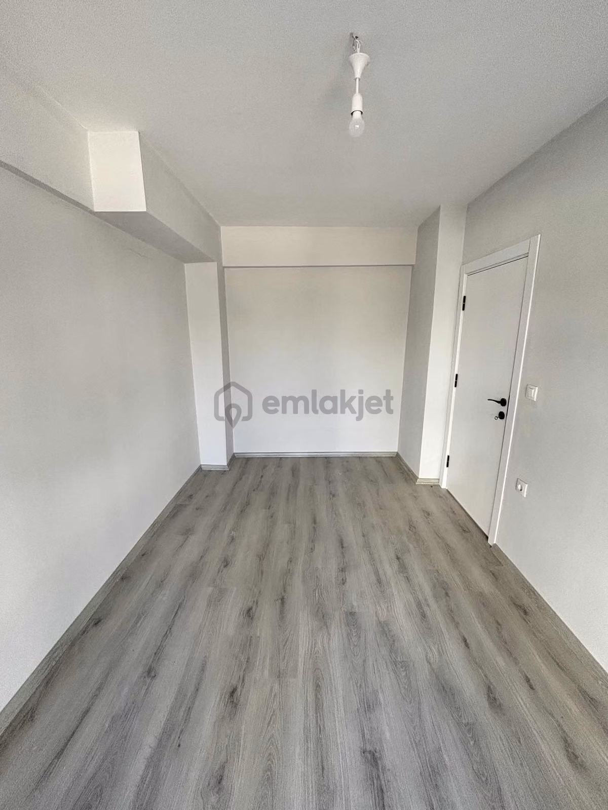 Fastkey'den Acil Satılık 1+1 Sıfır Daire Bahçeli Nizam - 12