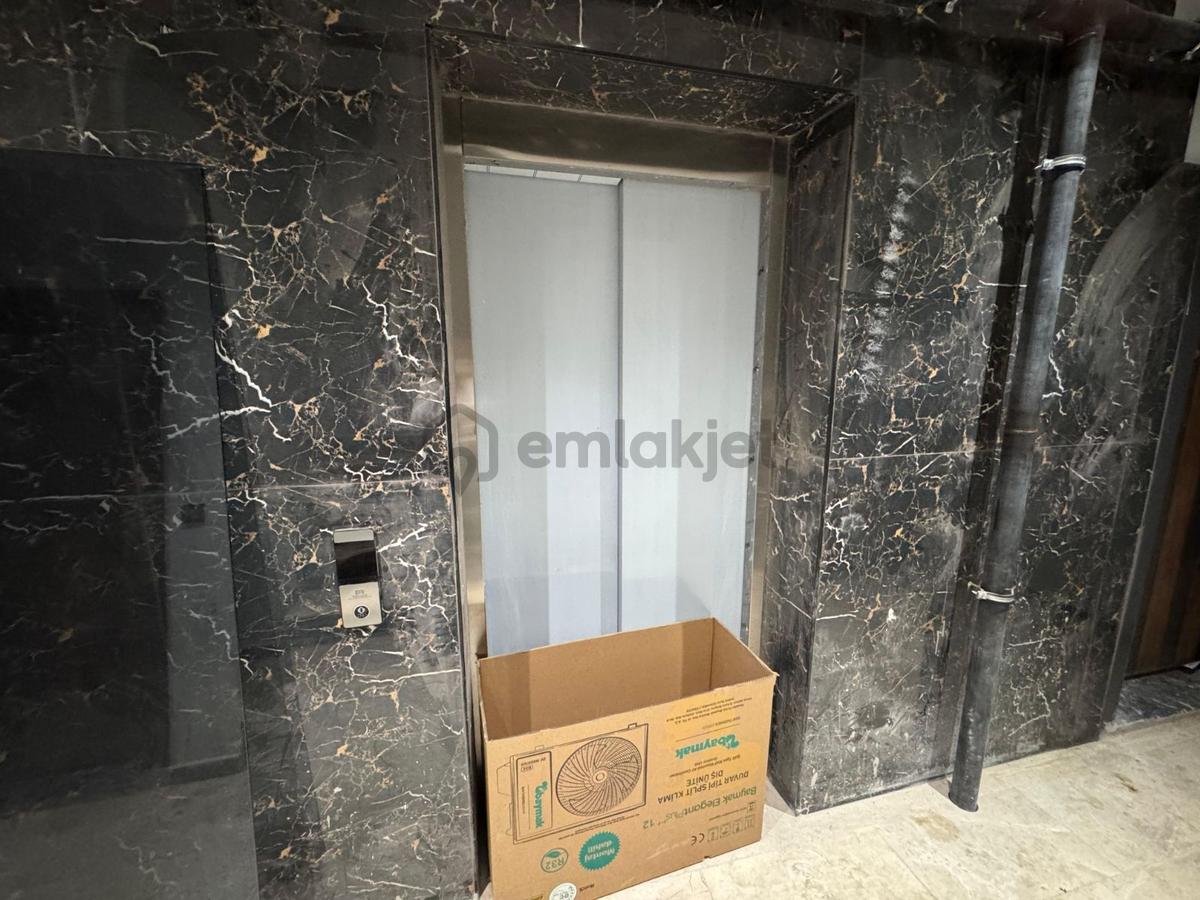 By Zinde'den Yerden Isıtmalı Havuzlu 2+1daire Lüks Yapım - 34