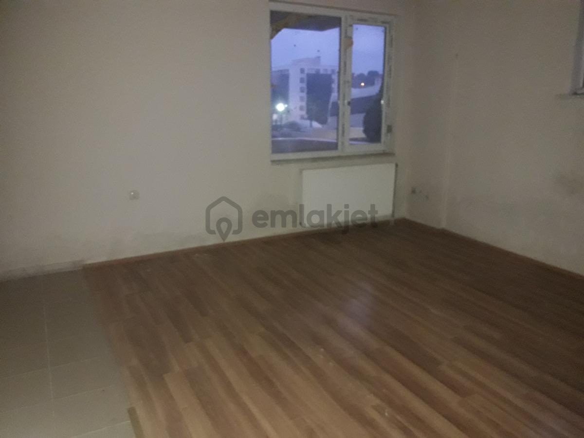İş Yerine Uygun Ayçadan Kiralık 2+1 Giriş Kat Daire - 7