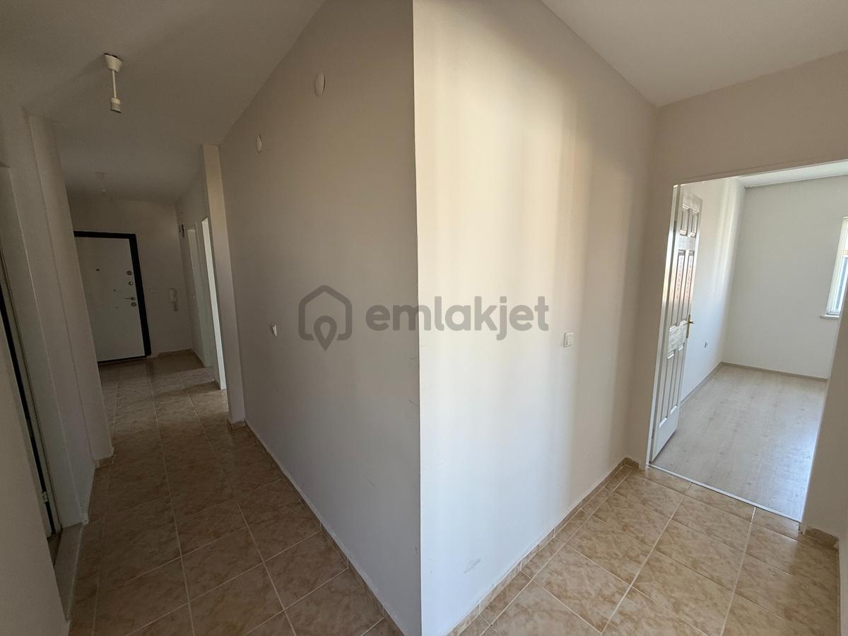 Şanlıbaba Emlaktan 2000 Evler Toki Bloklarında Kiralık 3+1 Daire - 18