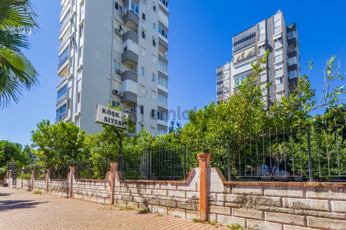 Muhteşem Lokasyonda 3+1arakat Satılık Daire - 12