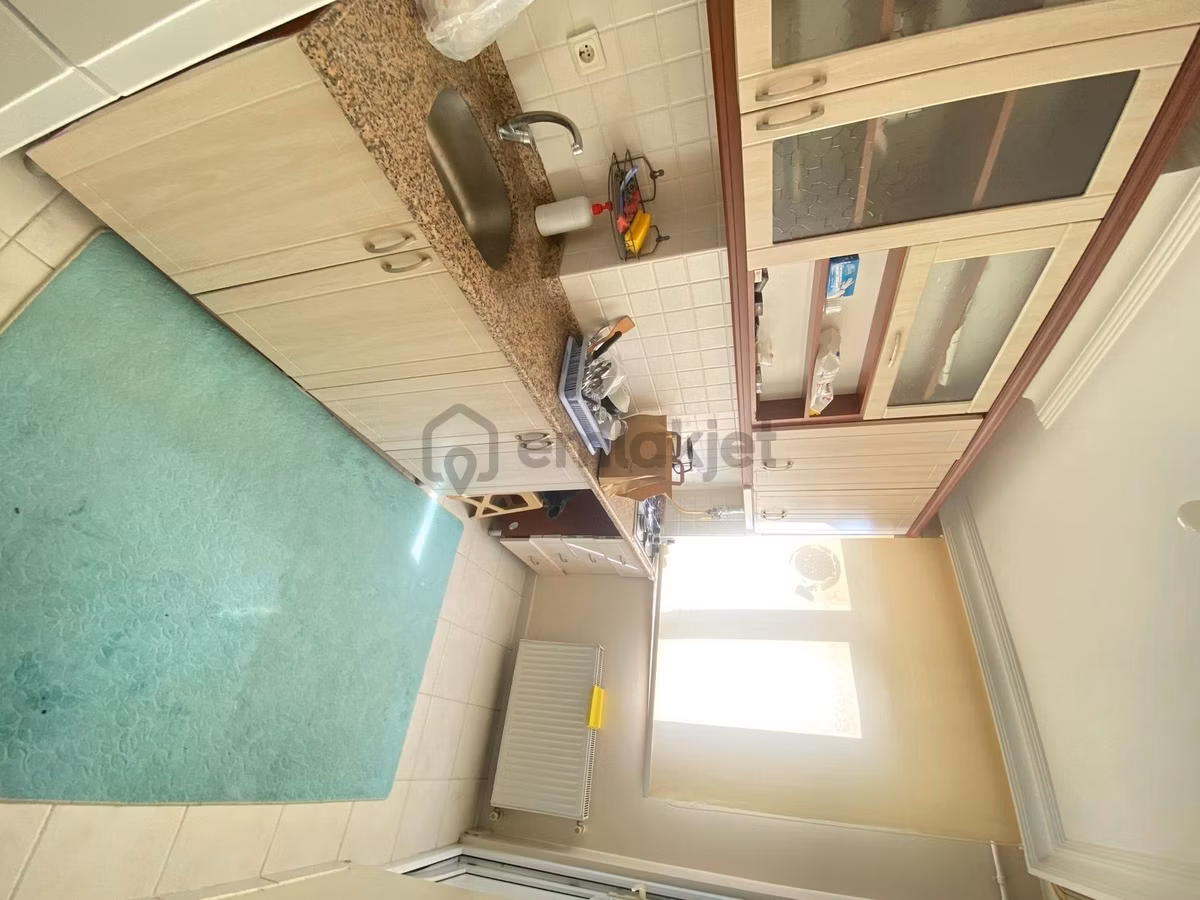 Evinibul'dan Metroya Yakın 120m2 3+1 Arakat Daire - 9