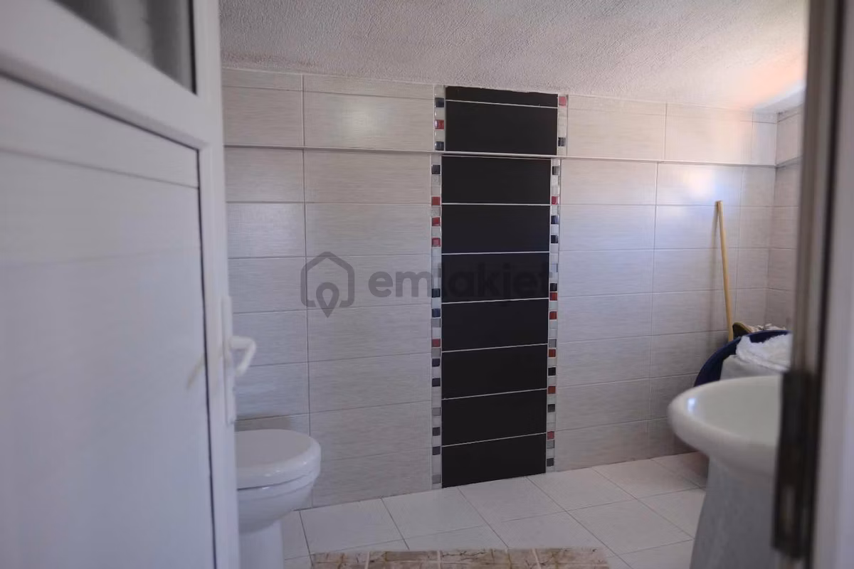 Deniz Manzaralı 3+1dubleks |138m²net |100m² Müstakil Bahçeli - 33