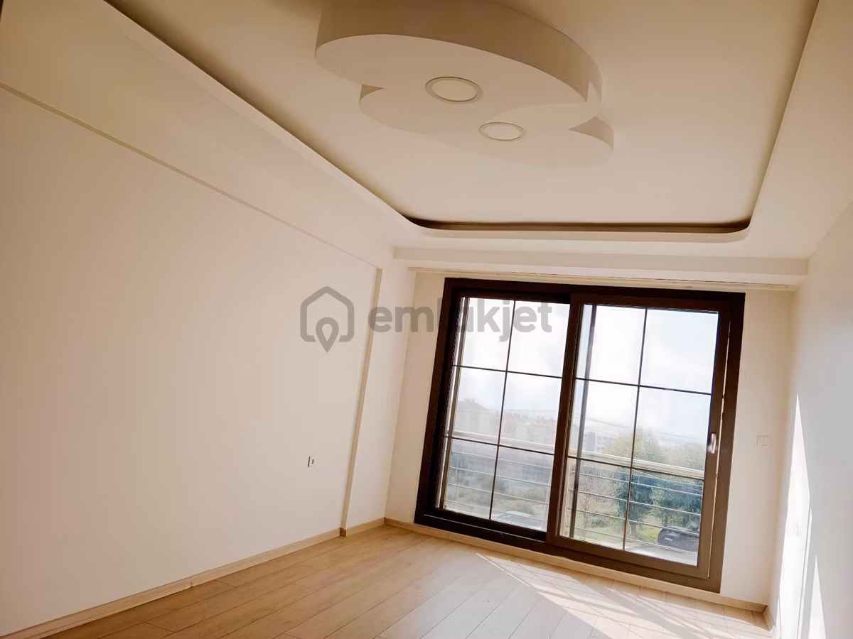 Buca Şirinkapıda Ebeveyn Banyolu Geniş 2+1 Lüks Daire - 30