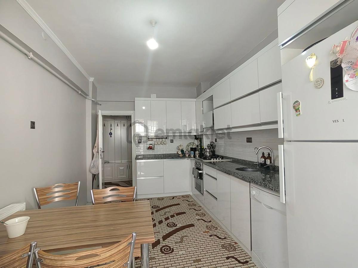 Nasreddin Emlaktan 24 Ağustos Caddesi Üzeri Satılık Bakımlı Daire - 13