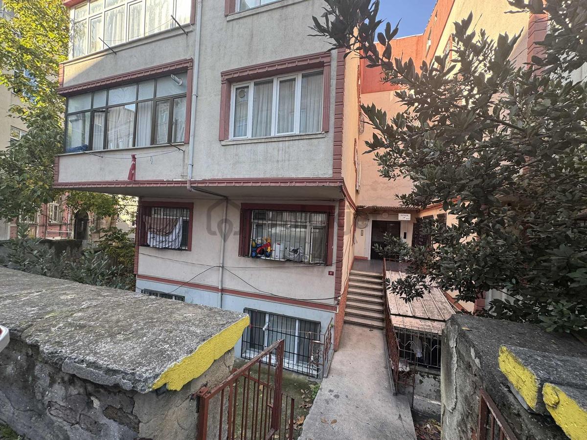 Merkezi Konumda Satılık Site İçinde 2 + 1 Daire - 3