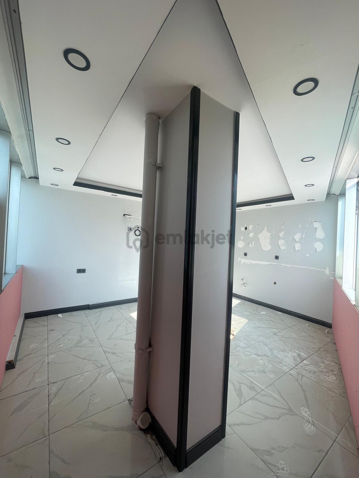 Bağlarçeşme'de 515 M² Geniş Kullanımlı Kiralık İşyer - 7