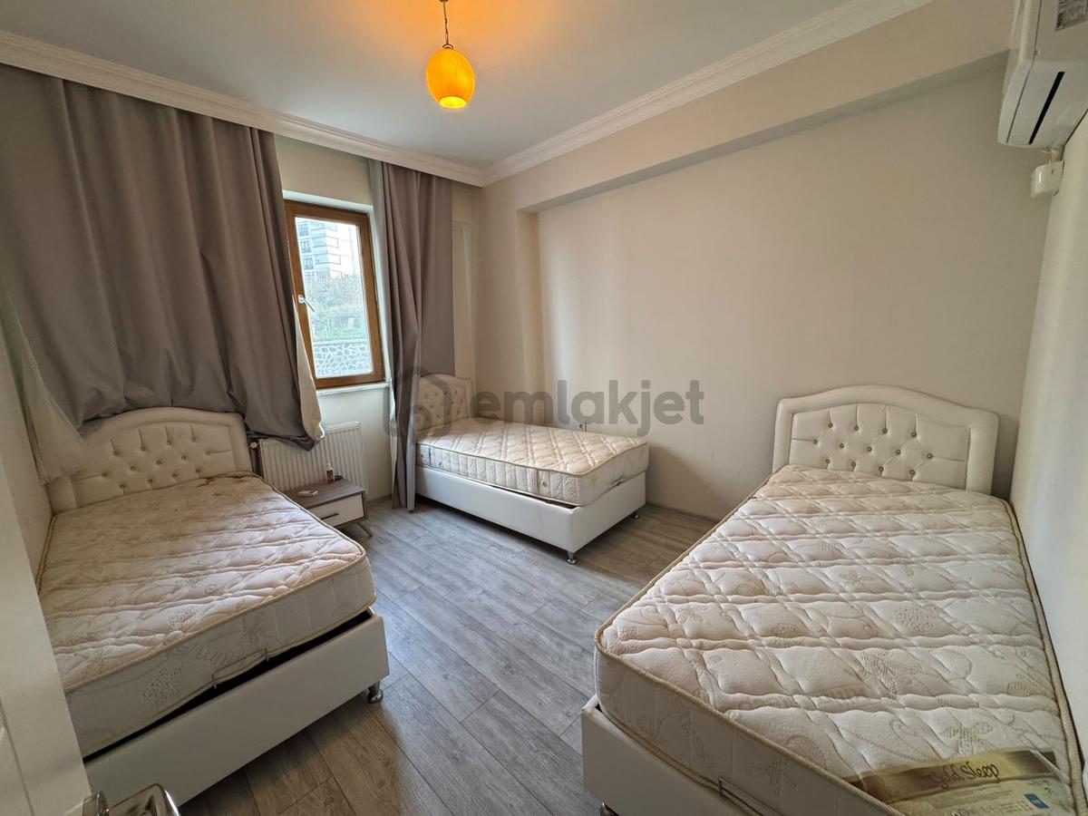 Yalıncak'ta Deniz Manzaralı 4+1 Satılık Daire - 31