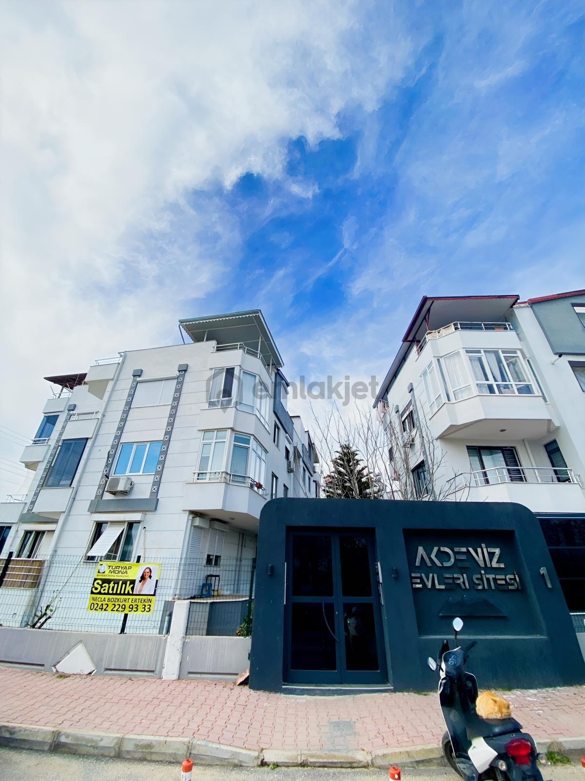 Güzelobada Havuzlu Site İçerisinde 2+1 Satılık Daire - 3