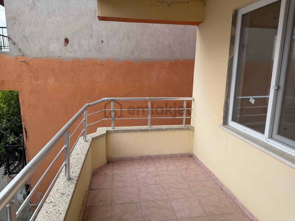 Nazilli Dallıca'da Geniş Balkonlu Kiralık 3+1 Daire - 9