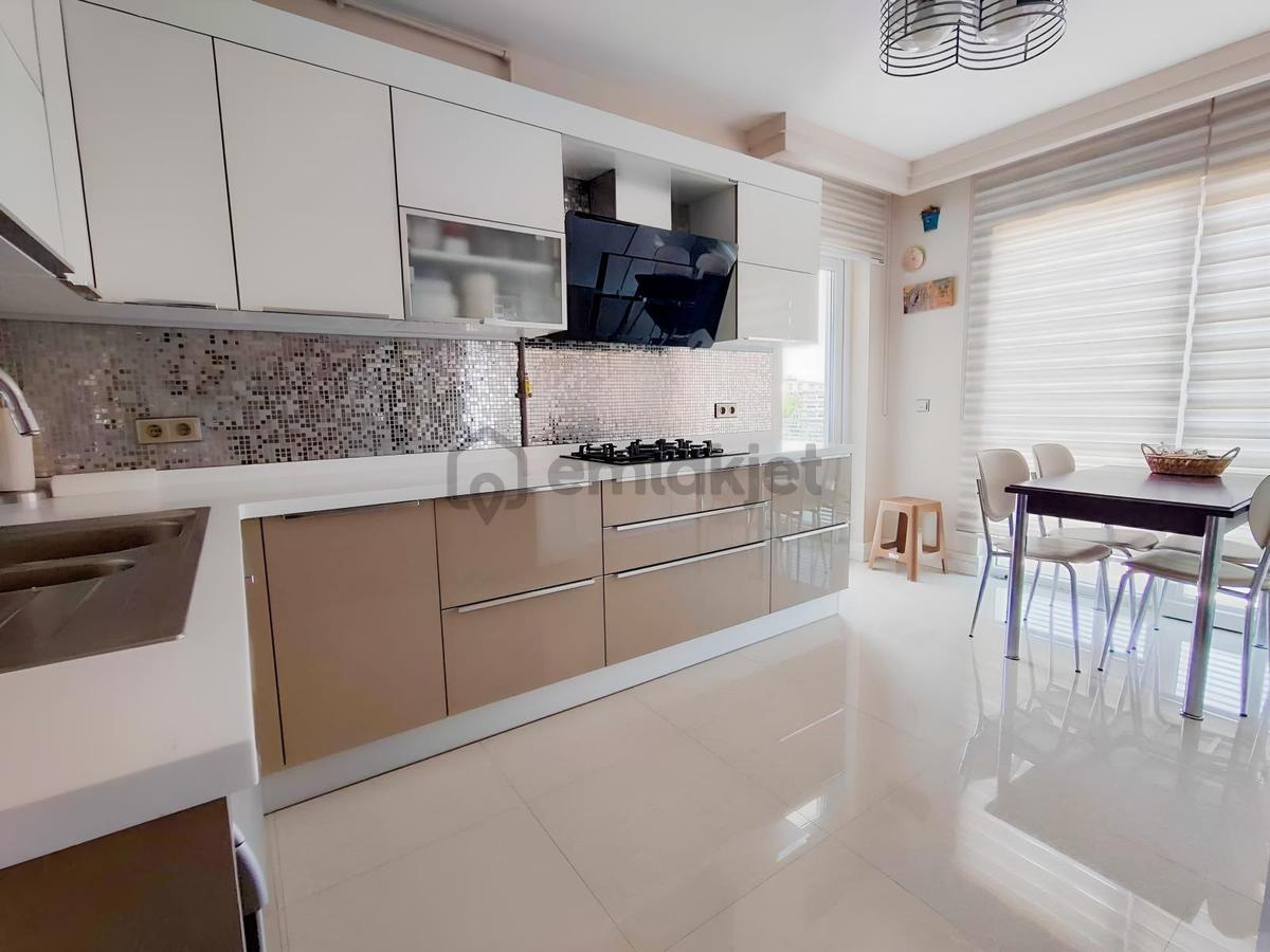 Antalya Konaklar' Da Prestijli Sitede 5+1 Satılık Daire - 9