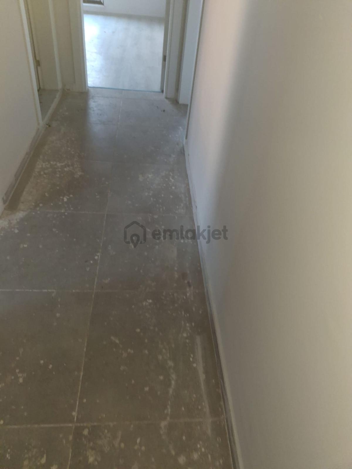 Lapsei Çardak'ta Ayrı Mutfak Satılık Sıfır 1+1 Daire - 17