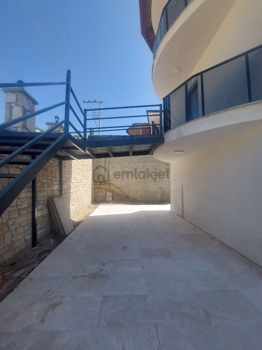 Cankurtaranda 326 M² Arsa İçinde Müstakil Villa - 9