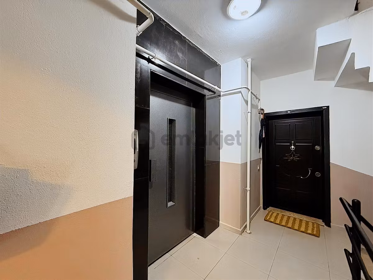 Meydankavağı'nda Merkezi Konum 3+1 Ara Kat Doğalgazlı Daire - 7
