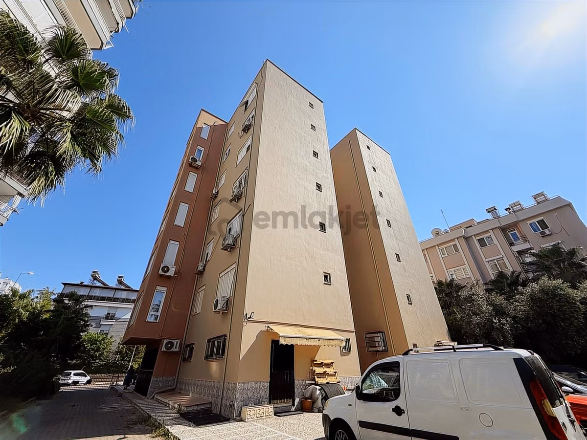 Meydankavağı'nda Merkezi Konum 3+1 Ara Kat Doğalgazlı Daire - 3