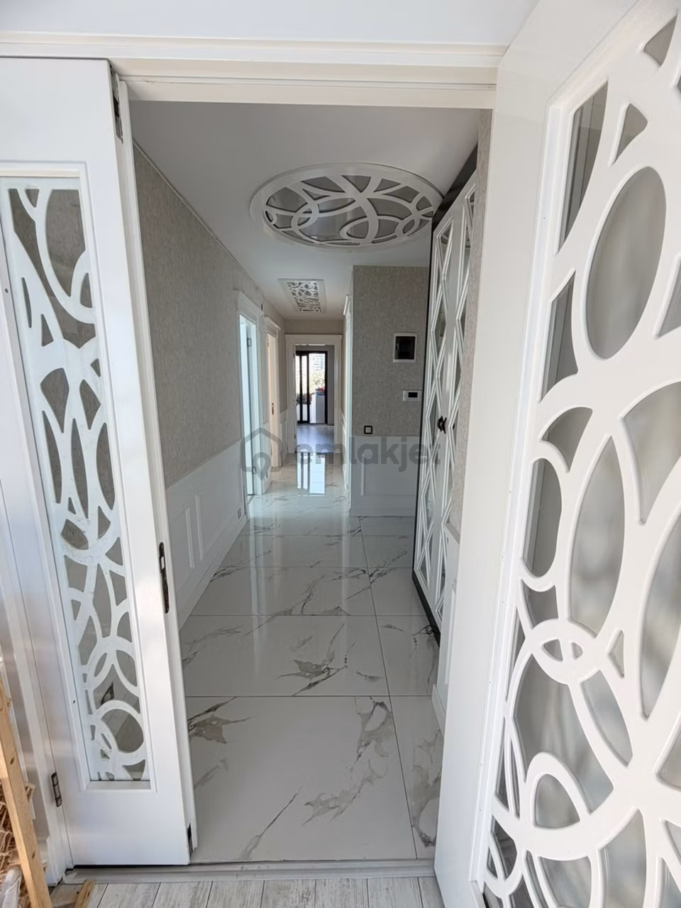 Bm"den Tece'de Havuzlu Site İçerisinde Kiralık 3+1 Daire - 5