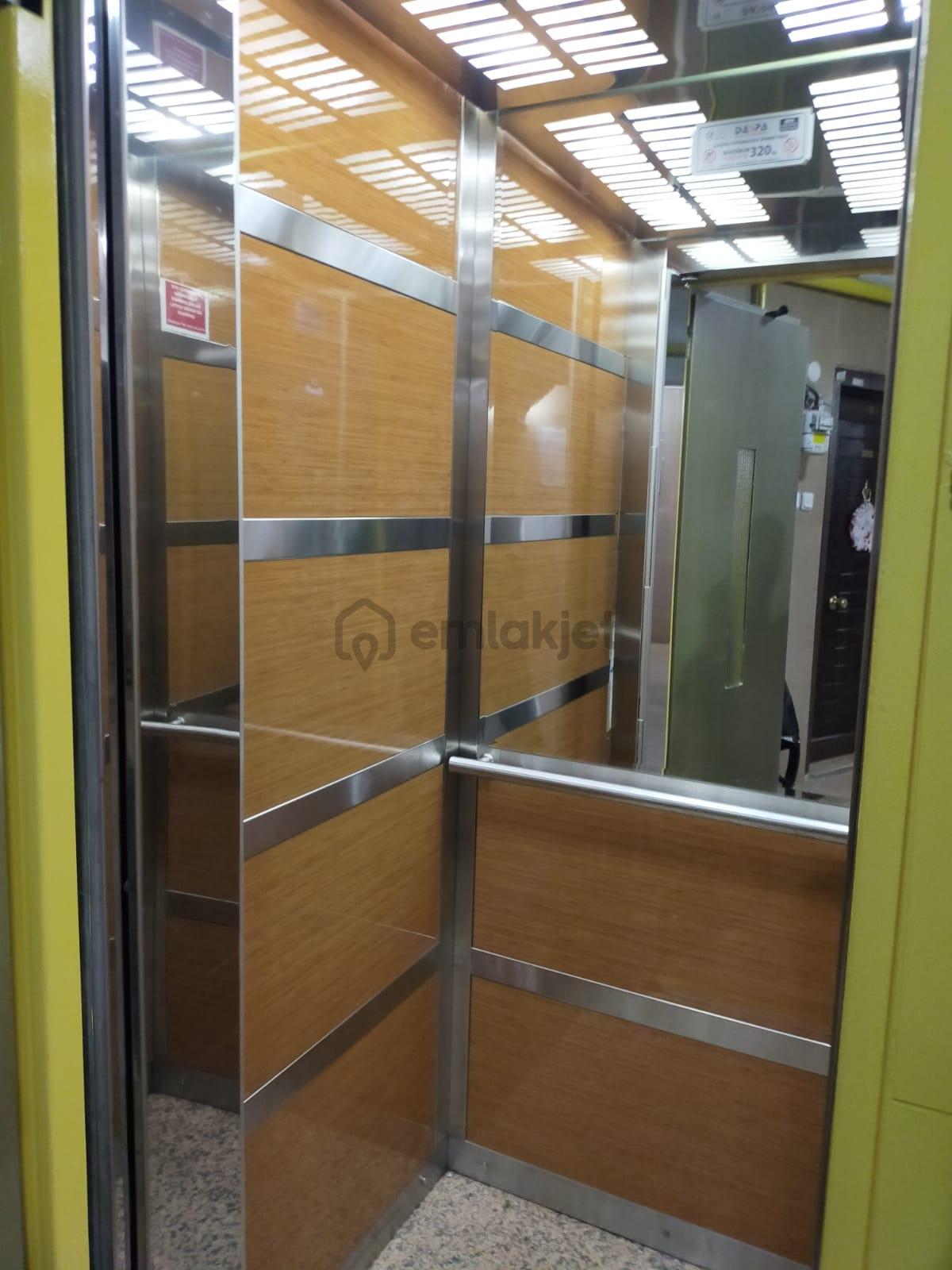 Berrak Sitesinde 2+1 Arakat Kiralık Daire - 22