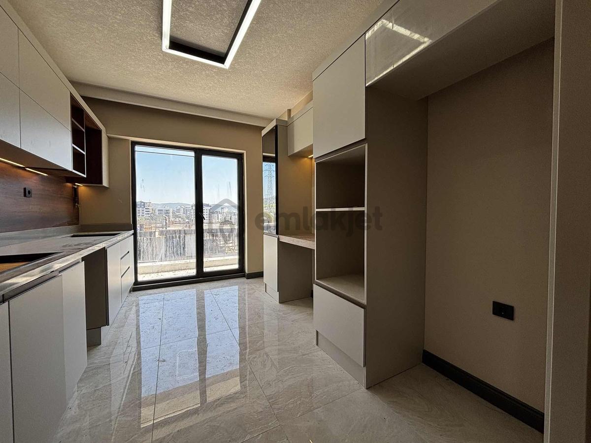Demirtaş Siteler Bölgesinde 3+1 Arakat Sıfır Daire - 8