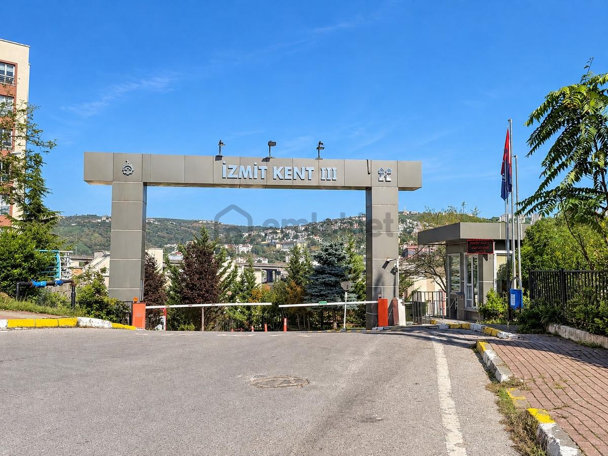 İzmit Kent Konutları 3. Etap Site İçerisinde Satılık 2+1 Daire - 17