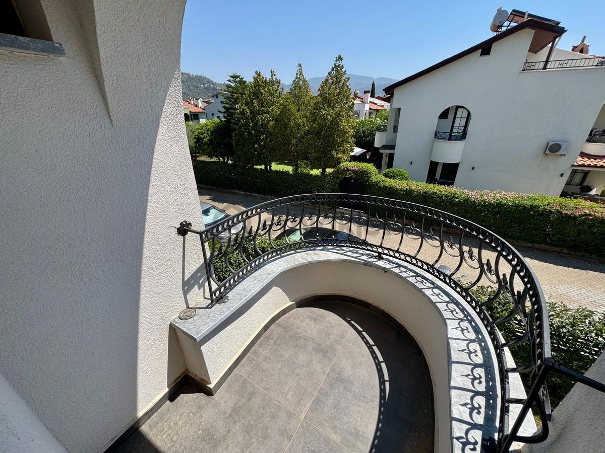 Select'ten Armutalan'da Satılık Bahçeli 4+1 Site İçinde Villa - 18