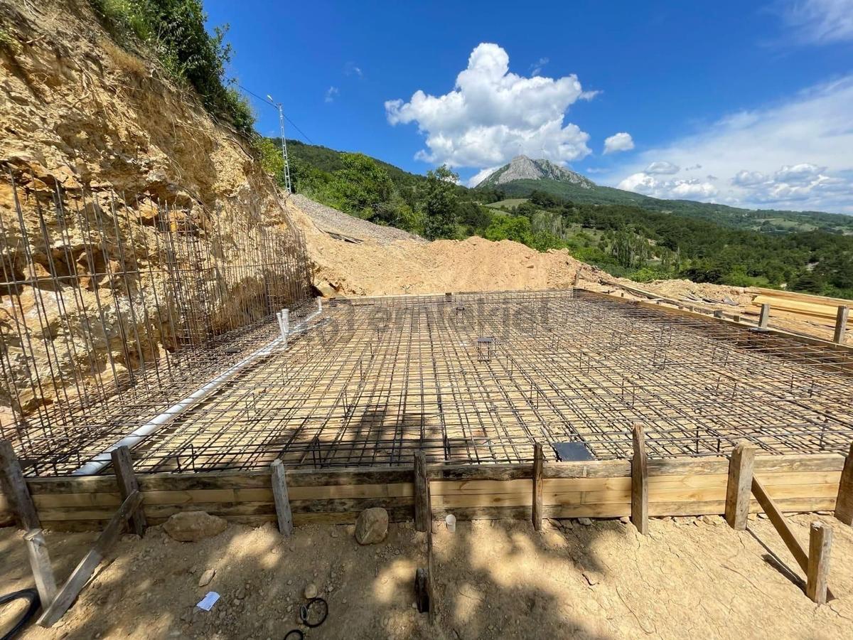 Sahibinden 2.000 M² İmarlı Temeli Atılmış Arsa - 3