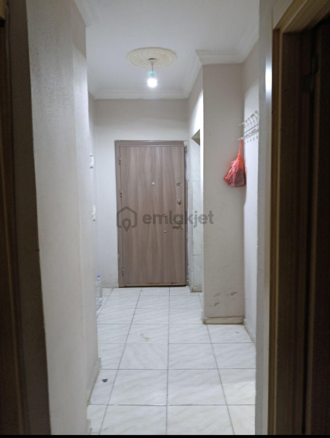Yüksek Giriş 3 Oda Merkezi Konumda - 4