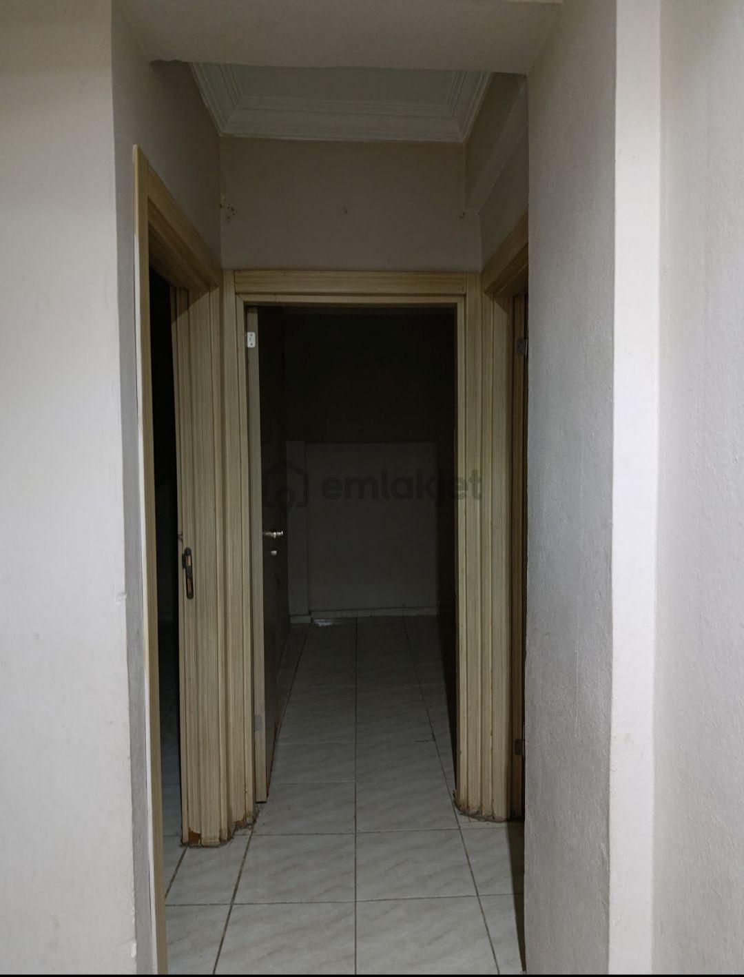 Yüksek Giriş 3 Oda Merkezi Konumda - 13