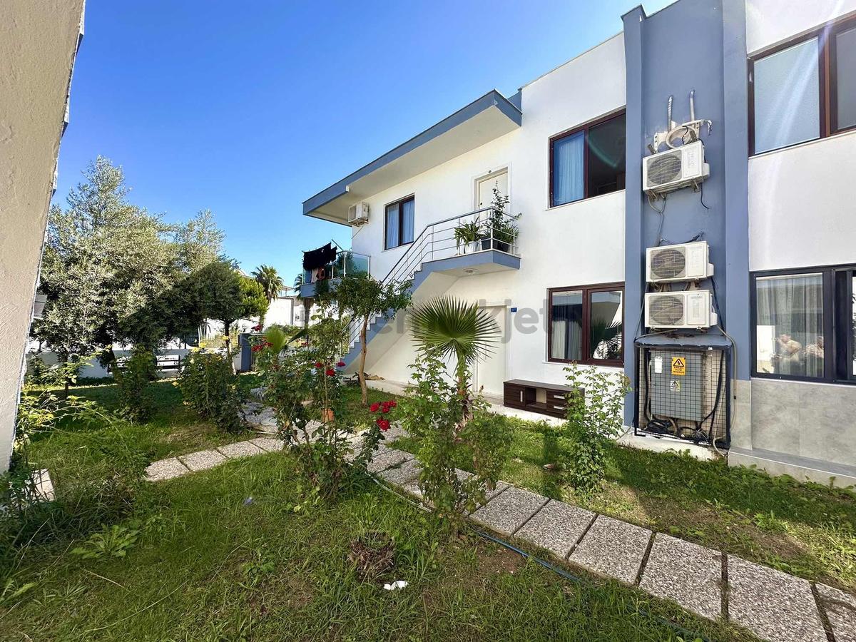 Oteller Bölgesinde Havuzlu Sitede Bahçe Kullanımlı Daire - 5