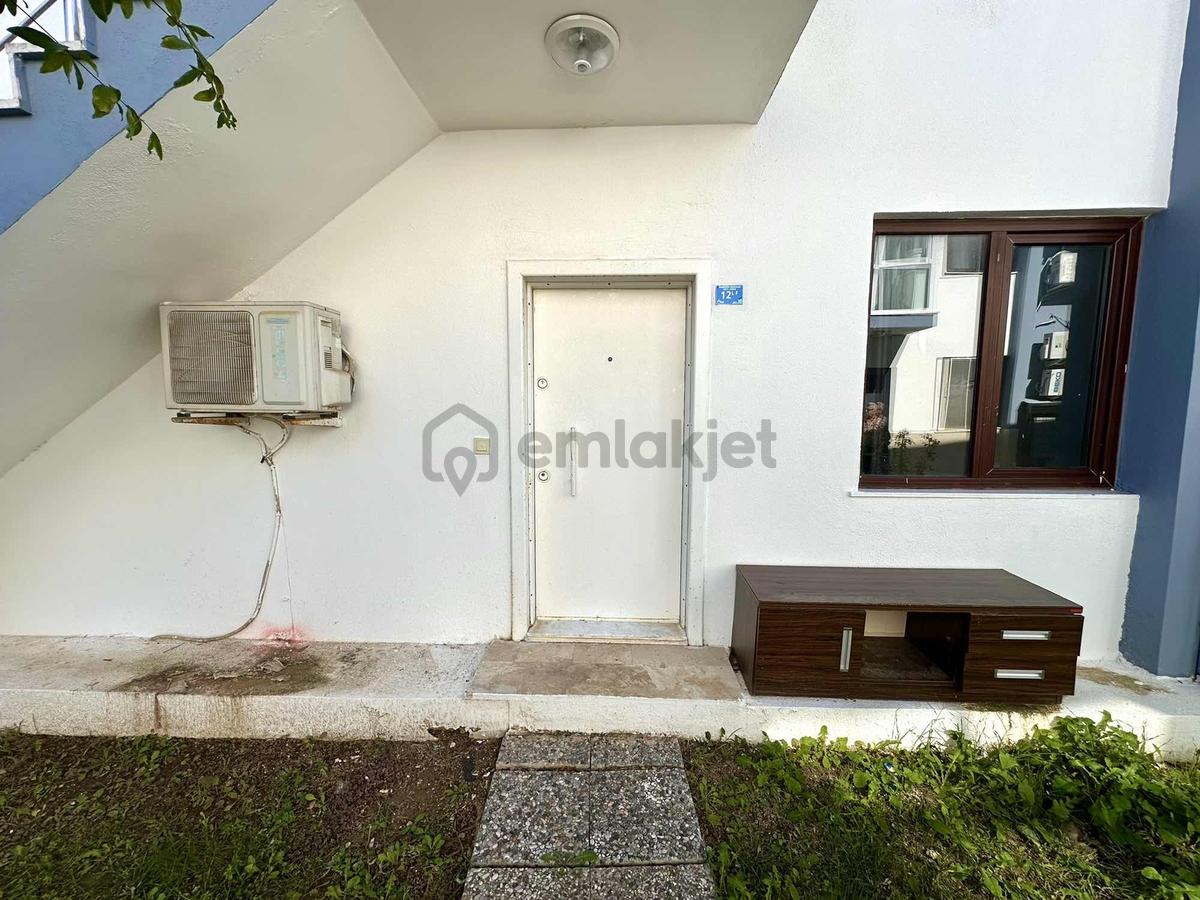 Oteller Bölgesinde Havuzlu Sitede Bahçe Kullanımlı Daire - 6