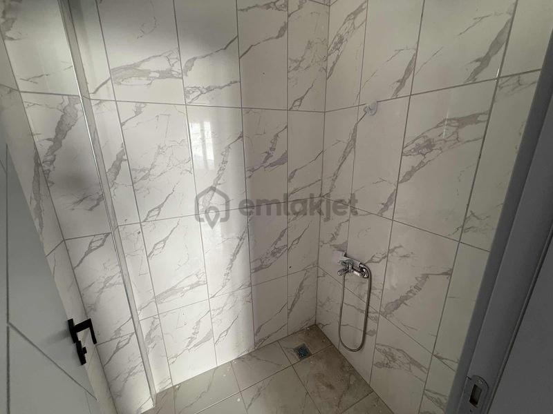 Ömerciklerde Fırsat 3+1! 130 M2 Çift Balkon Ebeveyn Banyo - 14