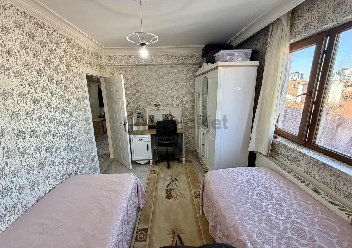 Esertepe Cadde Üzeri Manzaralı 140mt2 2. Kat 3+1 Çift Balkonlu! - 13