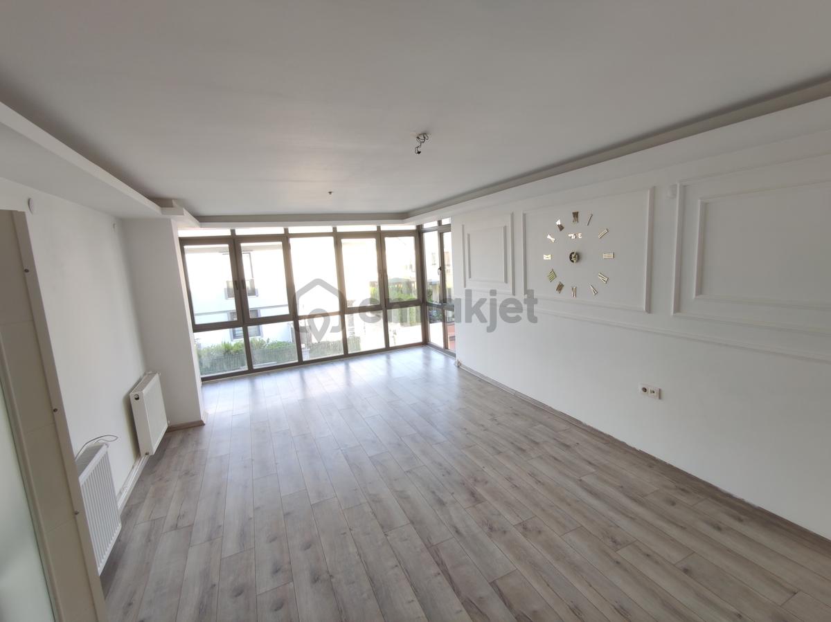 Q'zen Den Havuzlu Site İçerisinde 60m2 1+1 - 8