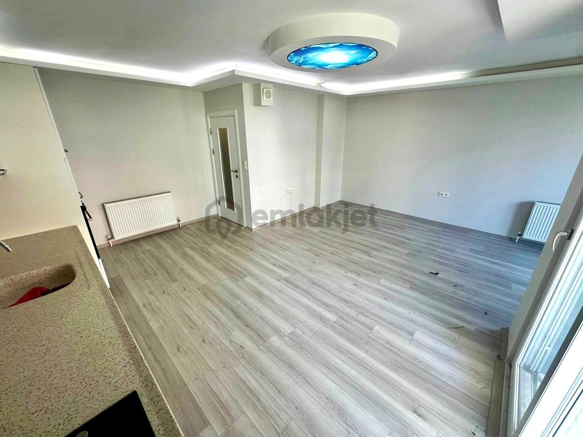 Referans'tan Akçay'da Ön Cephe Ebeveyn Banyolu 3+1 Daire - 17