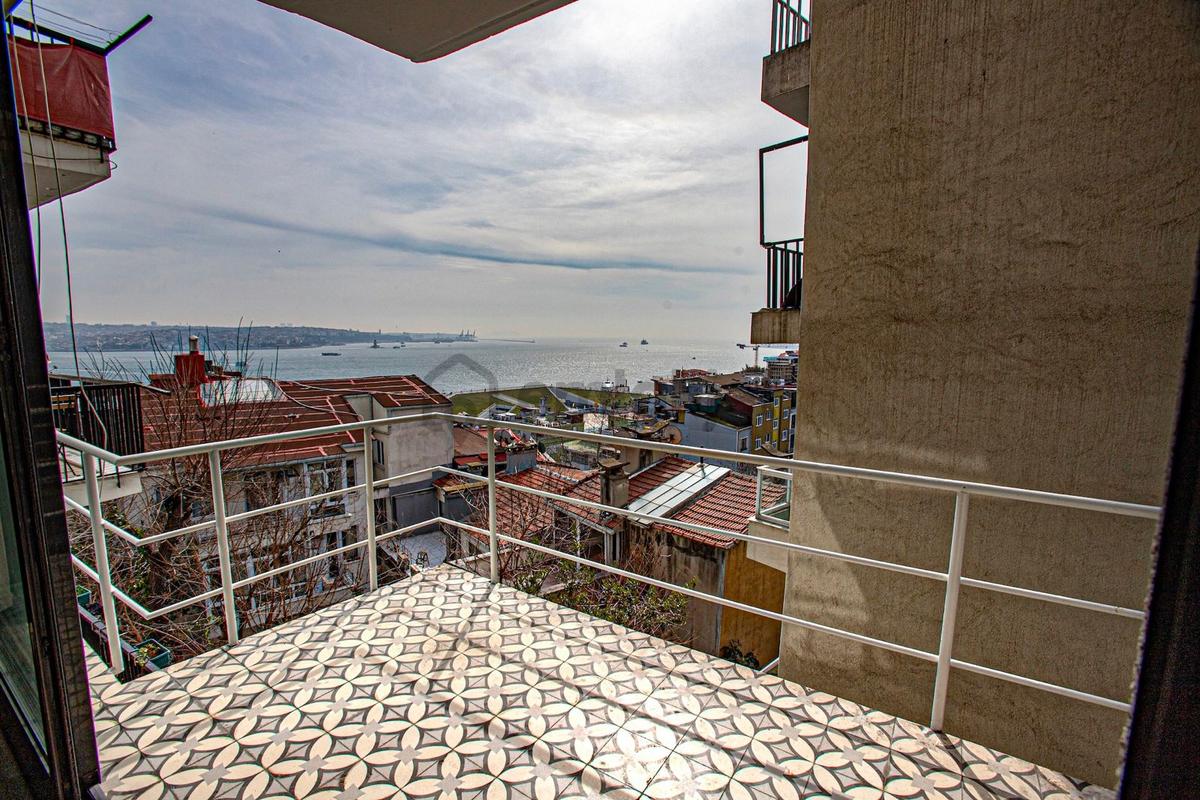 Gümüşsuyunda Boğaz Manzaralı, Geniş 2+1 Daire - 3