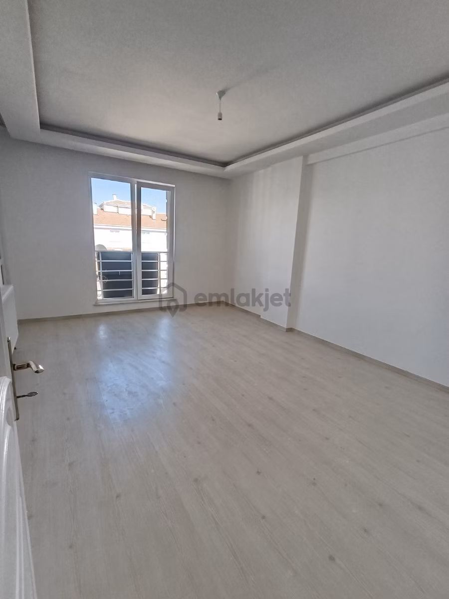 Paşacık Mah 3+1 Satılık Bakımlı Daire - 2