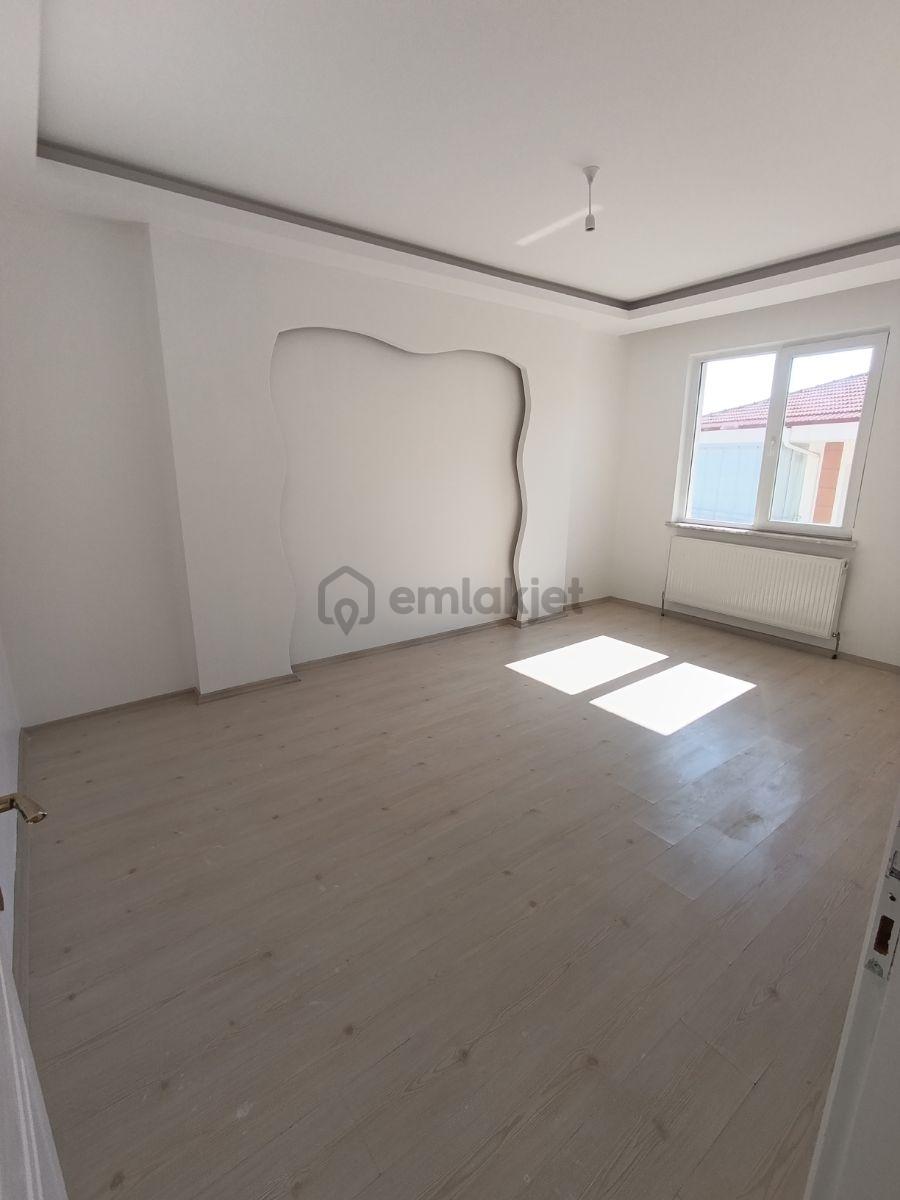 Paşacık Mah 3+1 Satılık Bakımlı Daire - 12